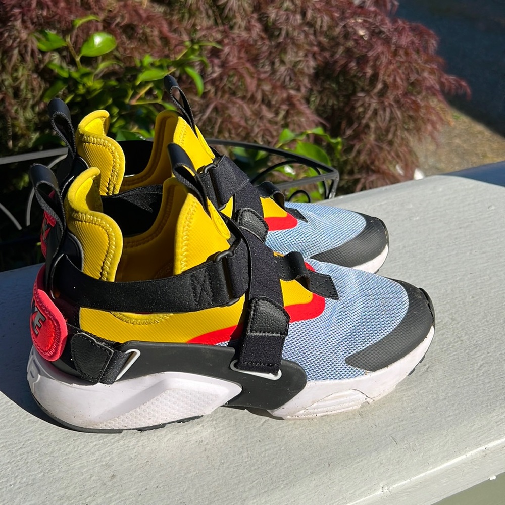 Nike Air Hurarache City